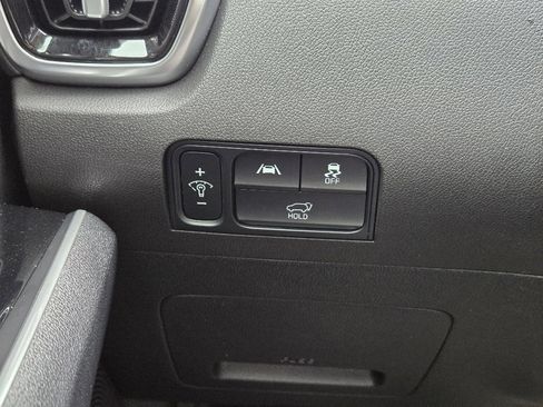 Certified 2023 Kia Sorento SX image 24