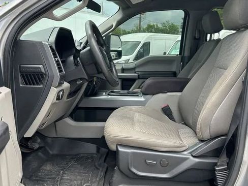 Used 2020 Ford F350 XLT w/ XLT Premium Package image 9