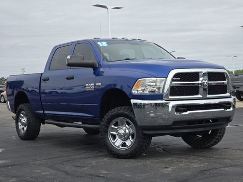 Used 2018 RAM 2500 Tradesman w/ Chrome Appearance Group AWD/4WD image 2
