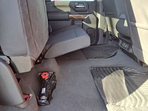 Used 2023 GMC Sierra 2500 SLE w/ SLE Value Package; image 15