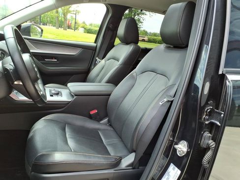 Used 2025 MAZDA CX-90 3.3 Turbo w/ Preferred Package AWD/4WD image 12