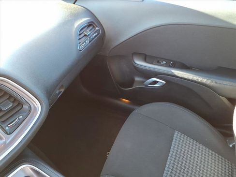 Used 2022 Dodge Challenger R/T w/ Blacktop Package image 31