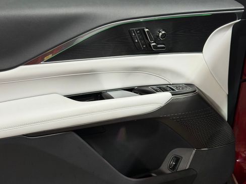 Certified 2024 Cadillac Lyriq Luxury RWD image 13
