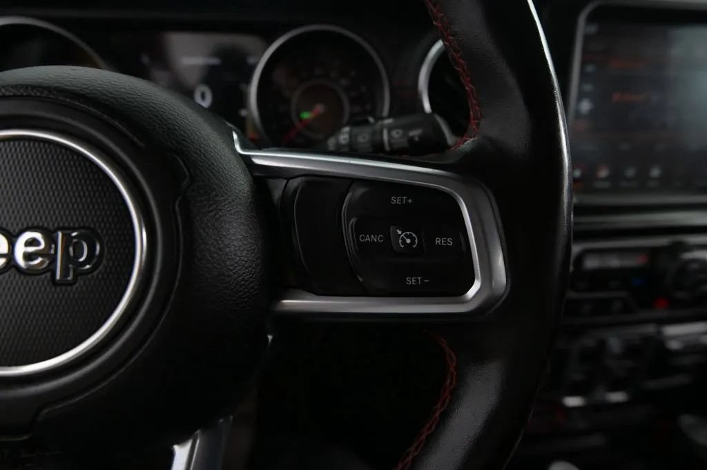 Used 2020 Jeep Wrangler Unlimited Rubicon w/ Quick Order Package 28Y Recon AWD/4WD image 25
