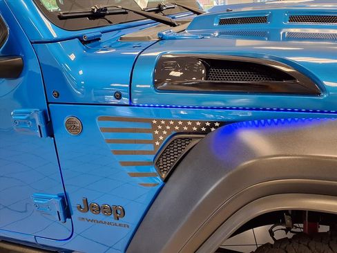 Used 2024 Jeep Wrangler Willys image 9