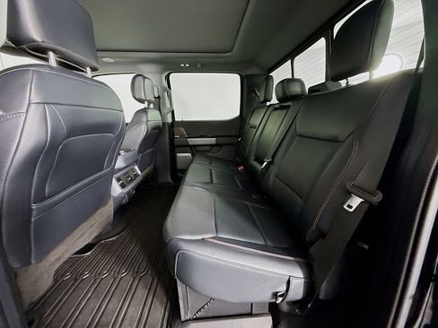 Used 2023 Ford F350 Lariat w/ Lariat Ultimate Package AWD/4WD image 21