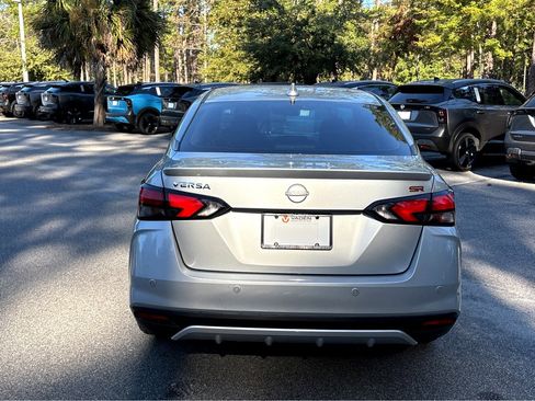 New 2025 Nissan Versa SR w/ Trunk Package image 26
