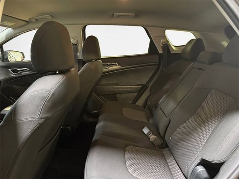 Certified 2023 Kia Sportage LX image 24