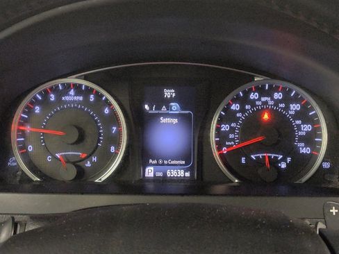 Used 2016 Toyota Camry SE image 23