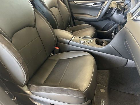 Certified 2025 INFINITI QX50 Sport image 11