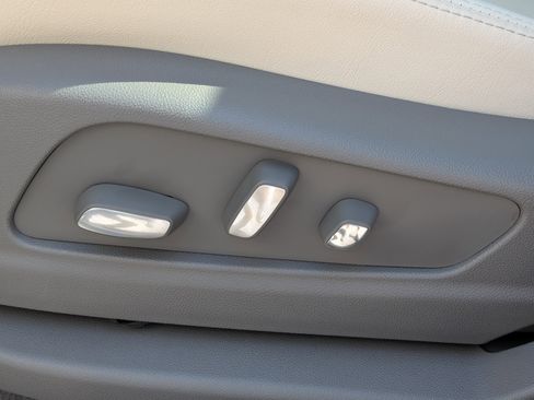 New 2026 Cadillac XT5 Premium Luxury w/ Driver Assist Package image 22