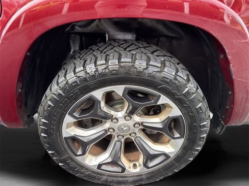 Used 2019 RAM 1500 Limited image 26