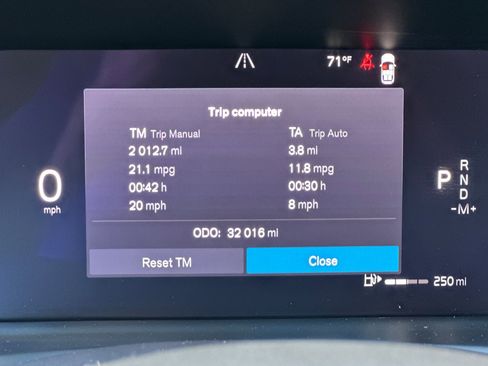 Certified 2023 Volvo XC90 B6 Plus AWD/4WD image 31