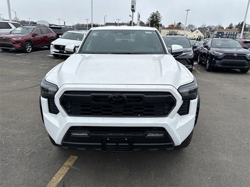 New 2026 Toyota Tacoma TRD Off-Road image 5