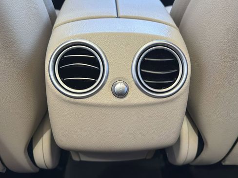 Used 2021 Mercedes-Benz GLC 300 image 22