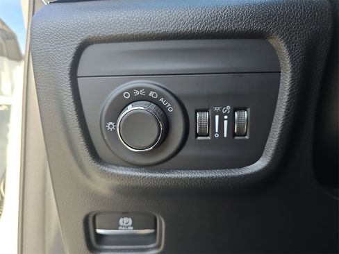 New 2025 Jeep Grand Cherokee Laredo image 26