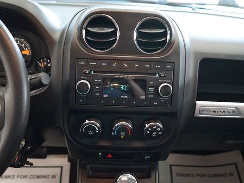 Used 2016 Jeep Compass Sport w/ Power Value Group FWD image 28