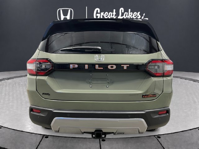 New 2026 Honda Pilot TrailSport image 4