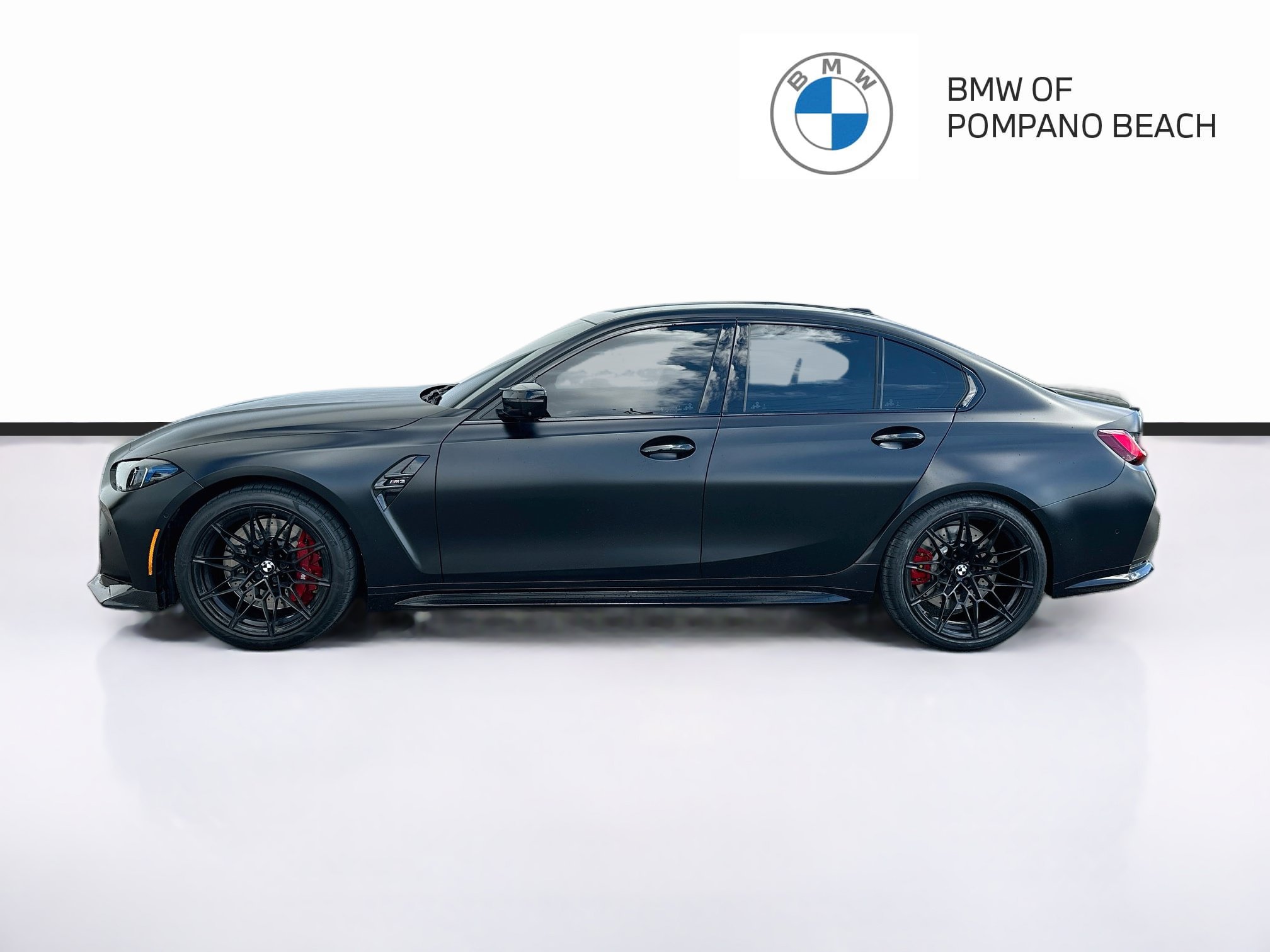 Used 2025 BMW M3 w/ Executive Package RWD image 4