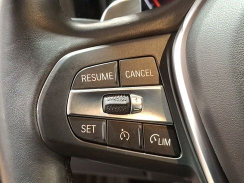 Used 2019 BMW 330i xDrive 330i xDrive w/ Convenience Package image 17