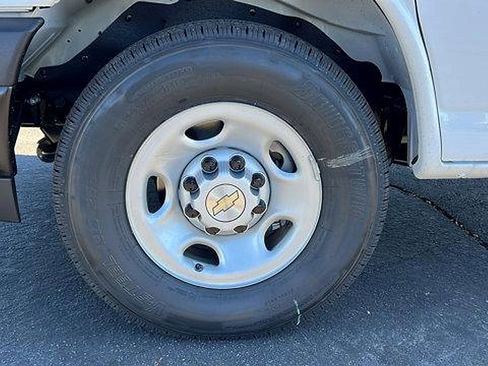 New 2025 Chevrolet Express 2500 w/ Driver Convenience Package image 10