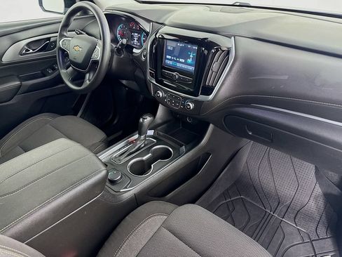 Used 2019 Chevrolet Traverse LS w/ LPO, Floor Liner Package FWD image 34