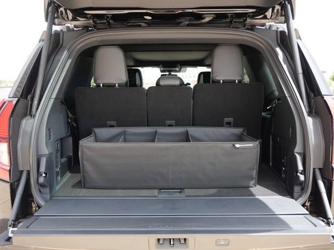 New 2027 Ford Expedition Platinum AWD/4WD image 12