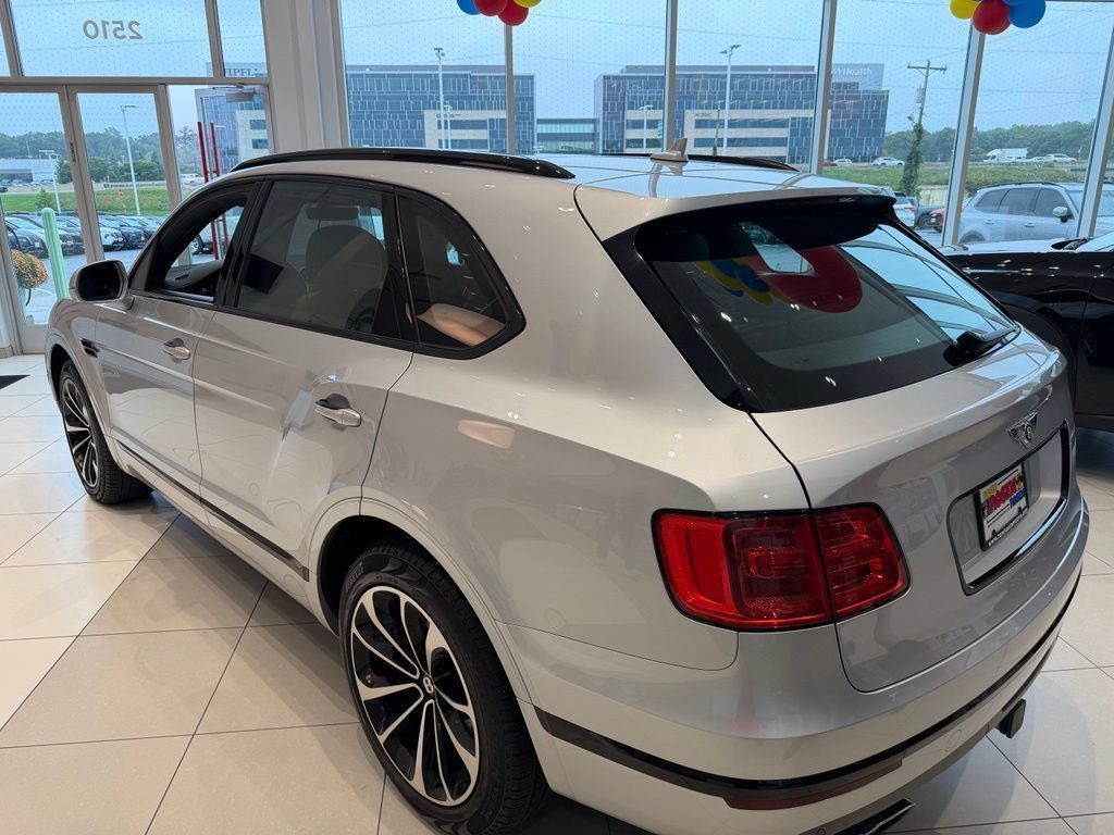 Used 2020 Bentley Bentayga Design Series AWD/4WD image 4