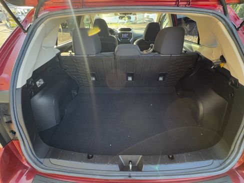 Used 2019 Subaru Crosstrek 2.0i Premium image 32