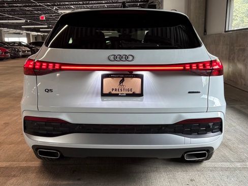 Used 2025 Audi Q5 Premium w/ Premium Plus AWD/4WD image 7
