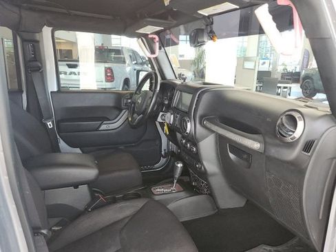 Certified 2018 Jeep Wrangler Unlimited Sport S AWD/4WD image 15