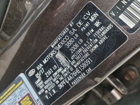 Used 2017 Kia Forte LX w/ LX Popular Package image 33