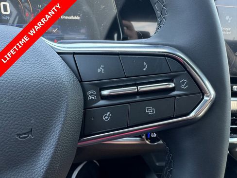 New 2026 Chevrolet Equinox LT w/ Convenience Package II image 18