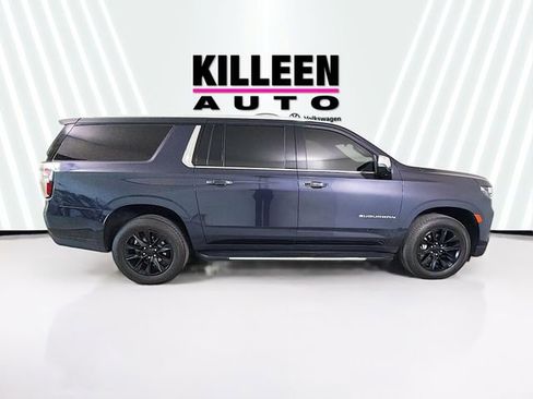 Used 2023 Chevrolet Suburban Premier image 8