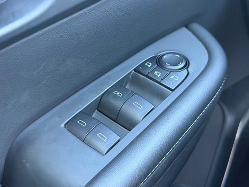 Certified 2025 Buick Enclave Preferred AWD/4WD image 4