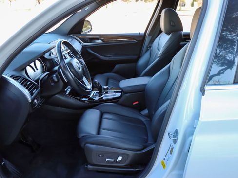 Used 2019 BMW X3 sDrive30i w/ Driving Assistance Package image 10