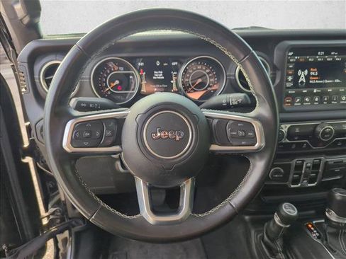 Used 2020 Jeep Gladiator Overland w/ Popular Equipment Package image 13