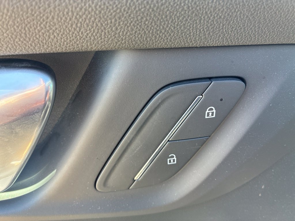 Used 2026 Buick Enclave Preferred FWD image 8