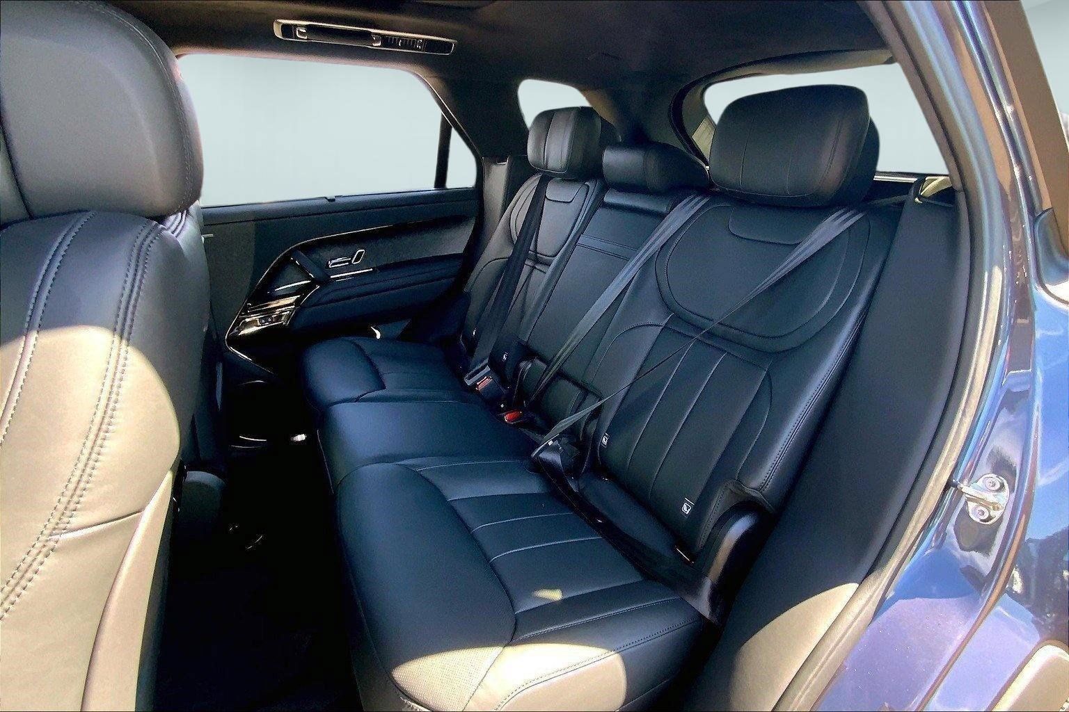 New 2025 Land Rover Range Rover Sport Autobiography AWD/4WD image 10