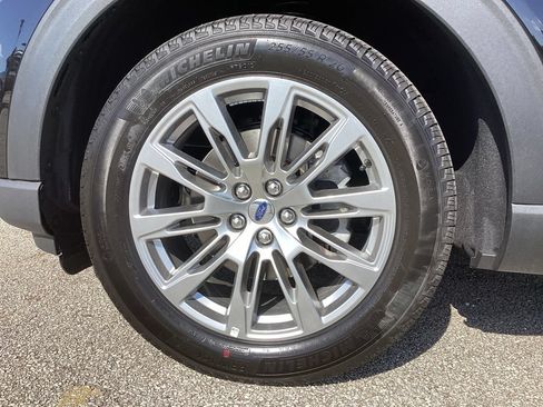 New 2026 Ford Explorer Platinum RWD image 30