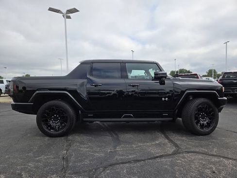 Used 2024 GMC Hummer EV 2X w/ LPO, Illumination Package AWD/4WD image 19