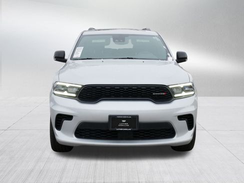 Used 2024 Dodge Durango GT image 2