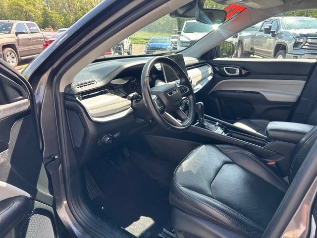 Used 2022 Jeep Compass Limited AWD/4WD image 16