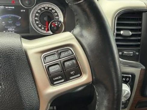 Used 2015 RAM 1500 Laramie w/ Convenience Group AWD/4WD image 24