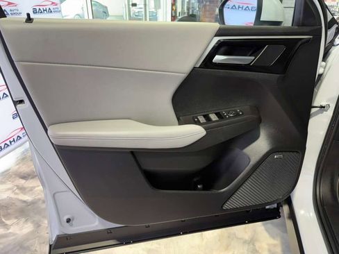 Used 2025 Mitsubishi Outlander Trail Edition image 34