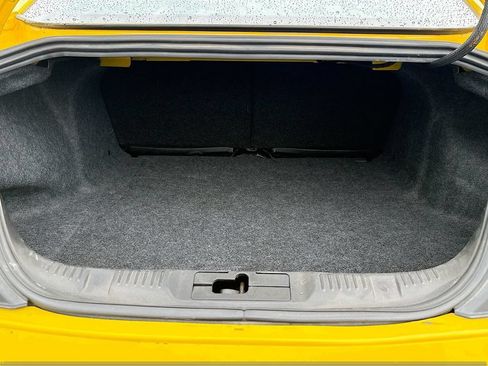 Used 2017 Ford Mustang GT RWD image 23