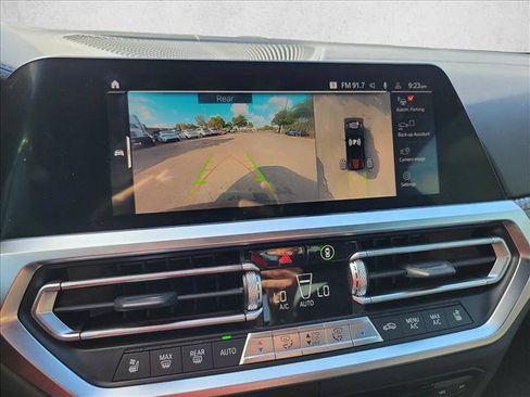 Used 2022 BMW M4 Competition w/ M Carbon Exterior Package RWD image 17