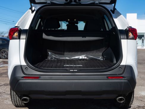 Used 2025 Toyota RAV4 XLE w/ Weather Package image 25