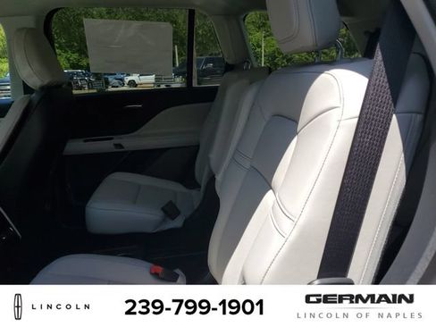 New 2026 Lincoln Aviator 2WD image 19