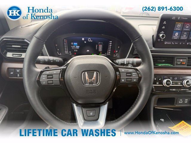 Used 2025 Honda Pilot Elite image 10